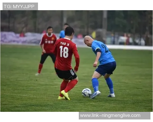 足球与职业生涯的交汇点：如何在热爱与工作之间找到平衡